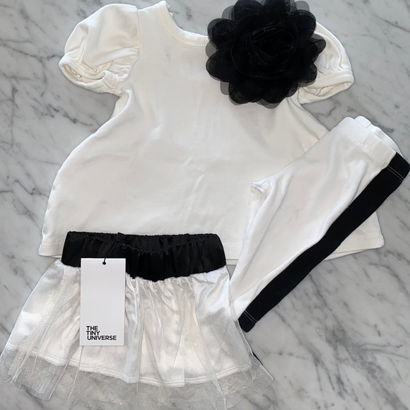 The Tiny Universe Pants Skirt and Flower Top Set 0-3 months - Picture 2 of 4